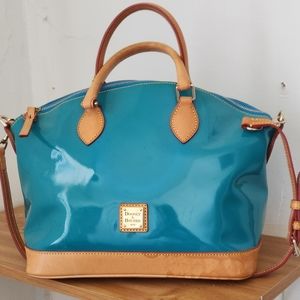 Dooney & Bourke hand bag